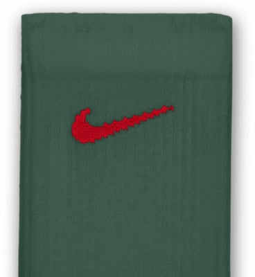 Grüner Stoffstreifen mit rotem Nike-Logo Grüner Stoffstreifen mit rotem Nike-Logo
