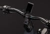 Detail eines E-Bike-Lenkers mit Bosch-Display und Bedienelementen.