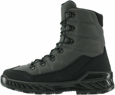 Grauer knöchelhoher Stiefel mit schwarzer Sohle und Schnürsenkeln. Grauer knöchelhoher Stiefel mit schwarzer Sohle und Schnürsenkeln.