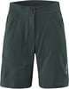 Dunkelgrüne Damen-Radhose mit Löffler-Logo.