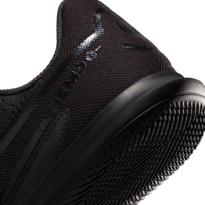 Nike Legend 9 Club IC Hallenfußballschuhe