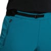 Detail der Rückseite einer blauen Radhose mit Reißverschlusstasche.