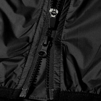 Protective P-Eazy W Windjacke