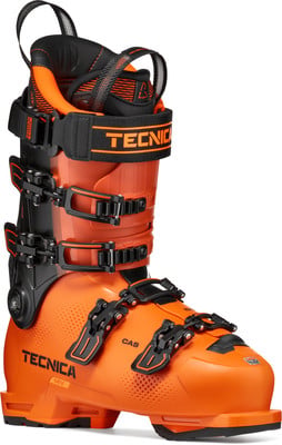 Orange Skischuh von Technica mit schwarzen Schnallen und Logo.