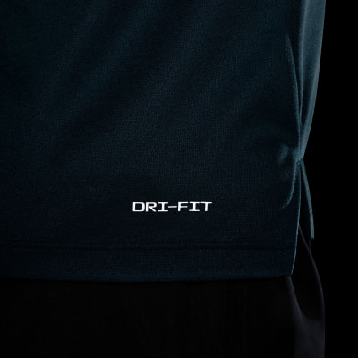 Nike B Nk Df Multi Tech Ls gyerek póló