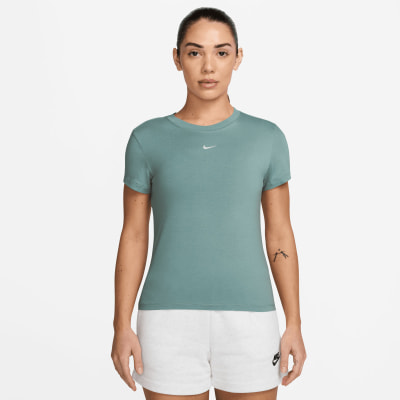 Nike Sportswear Chill Knit T-Shirt