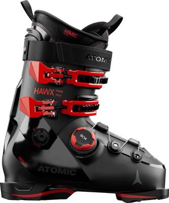 Schwarze Atomic Hawx Prime Skischuhe mit roten Schnallen und BOA-System.