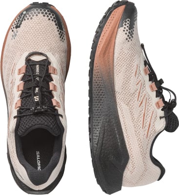 Damen-Laufschuhe von Salomon mit rosa Details und GORE-TEX-Membran. Damen-Laufschuhe von Salomon mit rosa Details und GORE-TEX-Membran.