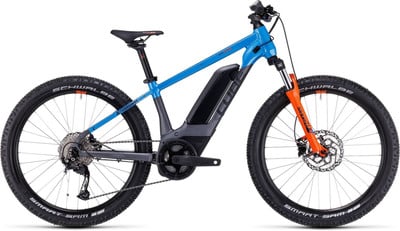 Blaues Mountain-E-Bike mit schwarzem Akku und oranger Gabel. Blaues Mountain-E-Bike mit schwarzem Akku und oranger Gabel.