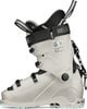 Beige Skischuh mit schwarzen Schnallen und Tecnica-Logo.