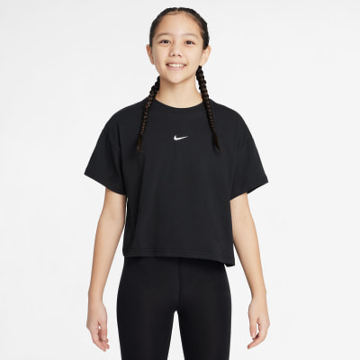 Nike Sportswear Essential T-Shirt