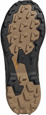 Schuhsohle mit markantem Profil und Continental-Logo. Schuhsohle mit markantem Profil und Continental-Logo.
