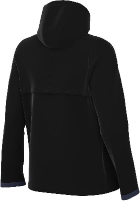 Schwarze Kapuzenjacke, Rückansicht.