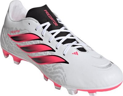 Weiße Adidas Predator Fußballschuhe mit pinken Streifen und schwarzer Zunge.