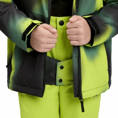 Kinder-Winterjacke und Skihose in Grün und Schwarz mit Aufdruck. Kinder-Winterjacke und Skihose in Grün und Schwarz mit Aufdruck.
