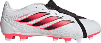 Weiße Adidas Predator Fußballschuhe mit rosa Streifen und schwarzer Zunge.