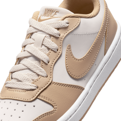 Nike Court Borough Low NB (GS) Dět.volnočas.obuv EU velikosti