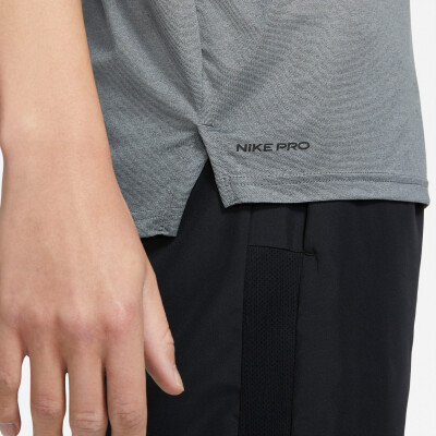 Nike Pro Dri-FIT férfi póló