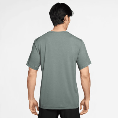 Nike Dri-FIT UV Hyverse T-Shirt