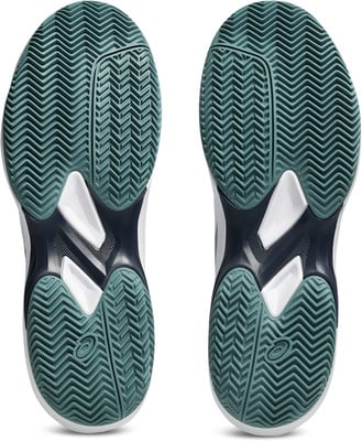 Schuhsohle von Tennisschuhen mit ausgeprägtem Profil für gute Traktion. Schuhsohle von Tennisschuhen mit ausgeprägtem Profil für gute Traktion.