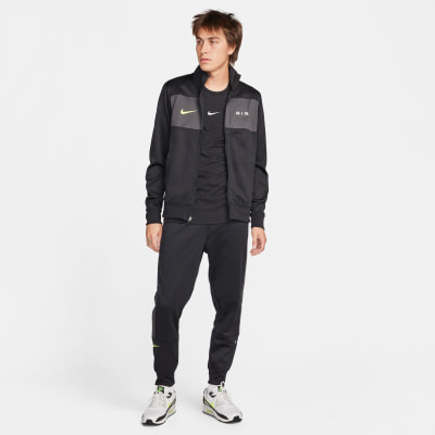 Nike Sportswear Graphic T-Shirt