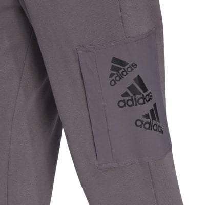 adidas Essentials Brand Love Print volnočasové kalhoty