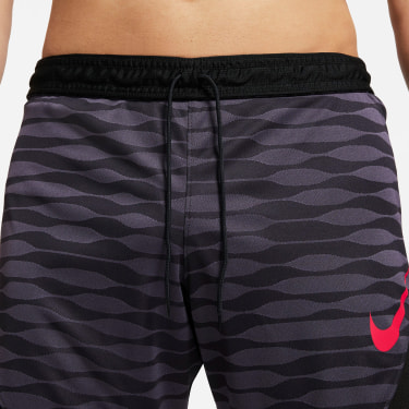 Dri-FIT Strike férfi rövidnadrág