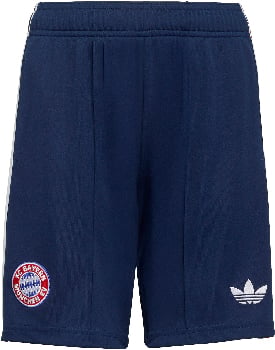 Marineblaue Shorts mit Bayern München und Adidas Logo.