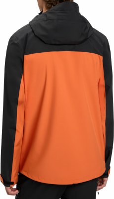 Rückansicht einer orangefarbenen Jacke mit schwarzen Ärmeln und Kapuze. Rückansicht einer orangefarbenen Jacke mit schwarzen Ärmeln und Kapuze.