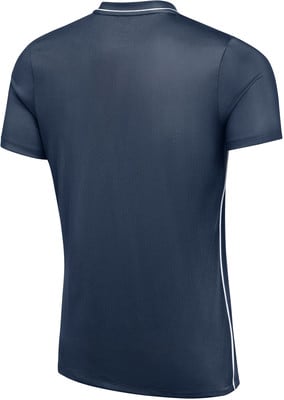 Rückansicht eines dunkelblauen T-Shirts mit kurzen Ärmeln und weißer Paspel. Rückansicht eines dunkelblauen T-Shirts mit kurzen Ärmeln und weißer Paspel.