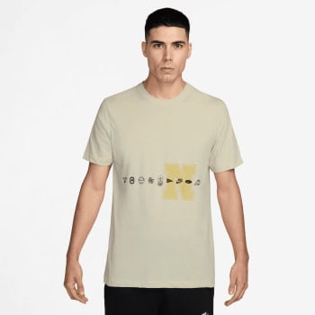 Nike Sportswear Celebrate Brand T-Shirt