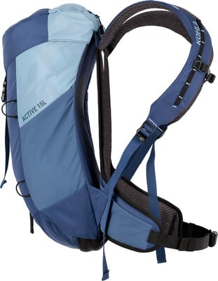 Blauer Wanderrucksack mit Gurten und Kohla Active 15L Logo.