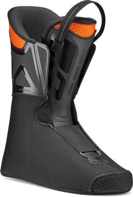 Innenschuh eines Skischuhs mit orangefarbenem Kragen und schwarzem Kunststoffrahmen. Innenschuh eines Skischuhs mit orangefarbenem Kragen und schwarzem Kunststoffrahmen.