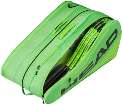 Grüne HEAD Tennisschlägertasche mit Logo, Griff und Schlägern darin. Grüne HEAD Tennisschlägertasche mit Logo, Griff und Schlägern darin.