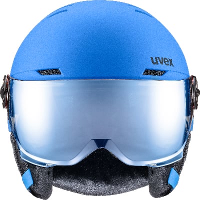 Ein blauer UVEX Skihelm mit integrierter verspiegelter Visier.