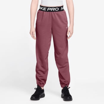 Das Mädchen trägt eine weinrote Nike Pro Trainingshose mit schwarzem Bund.