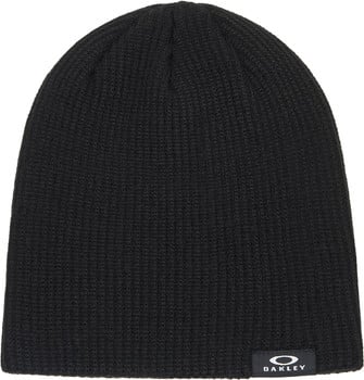 Schwarze gerippte Oakley-Mütze mit Logo auf einem Etikett.