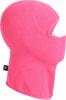 Eine rosa Fleecemaske mit Gesichtsöffnung und Markenlogo.