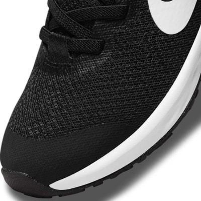 Nike Revolution 6 Flyease