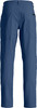 Blaue Hose mit großen Gesäßtaschen und Nähten an den Knien.