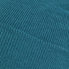 Detail eines Strickmaterials, Streifenmuster, türkisfarbene Farbe.