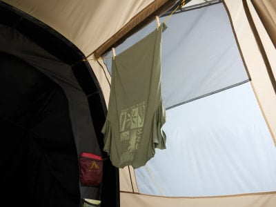 McKINLEY Guinea 40.4 SW Familienzelt, 11,7kg 480x300x205cm