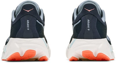 Rückansicht eines Paares dunkelblauer Laufschuhe mit orangefarbener Sohle.