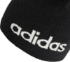 Schwarze Adidas-Mütze mit weißem Logo an der Seite.