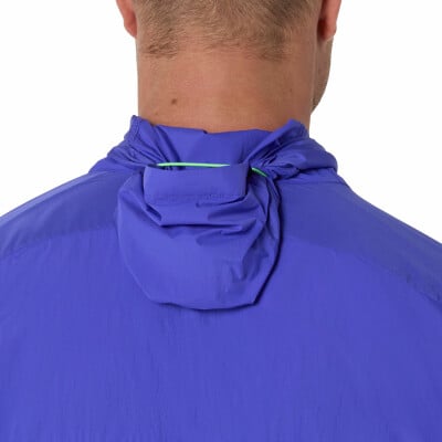 Asics Road Windjacke mit Kapuze