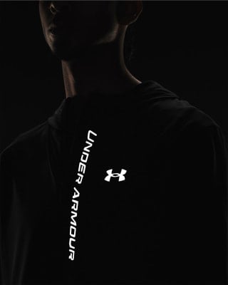 Under Armour Out Run the Storm Laufjacke mit Kapuze