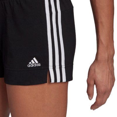 adidas Essentials Slim 3-Streifen Shorts