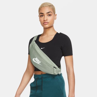 Nike Taška na opasek Heritage Waistpack
