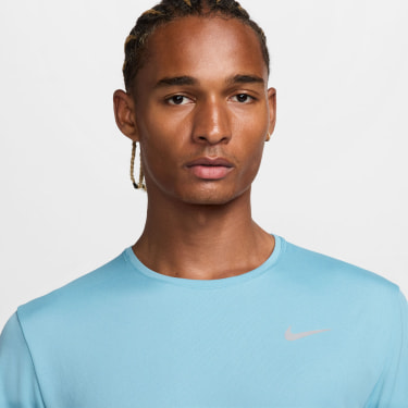 Miler Dri-FIT UV férfi póló