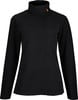 Schwarzer Rollkragenpullover mit feinem Waffelmuster und Lederdetail am Kragen.